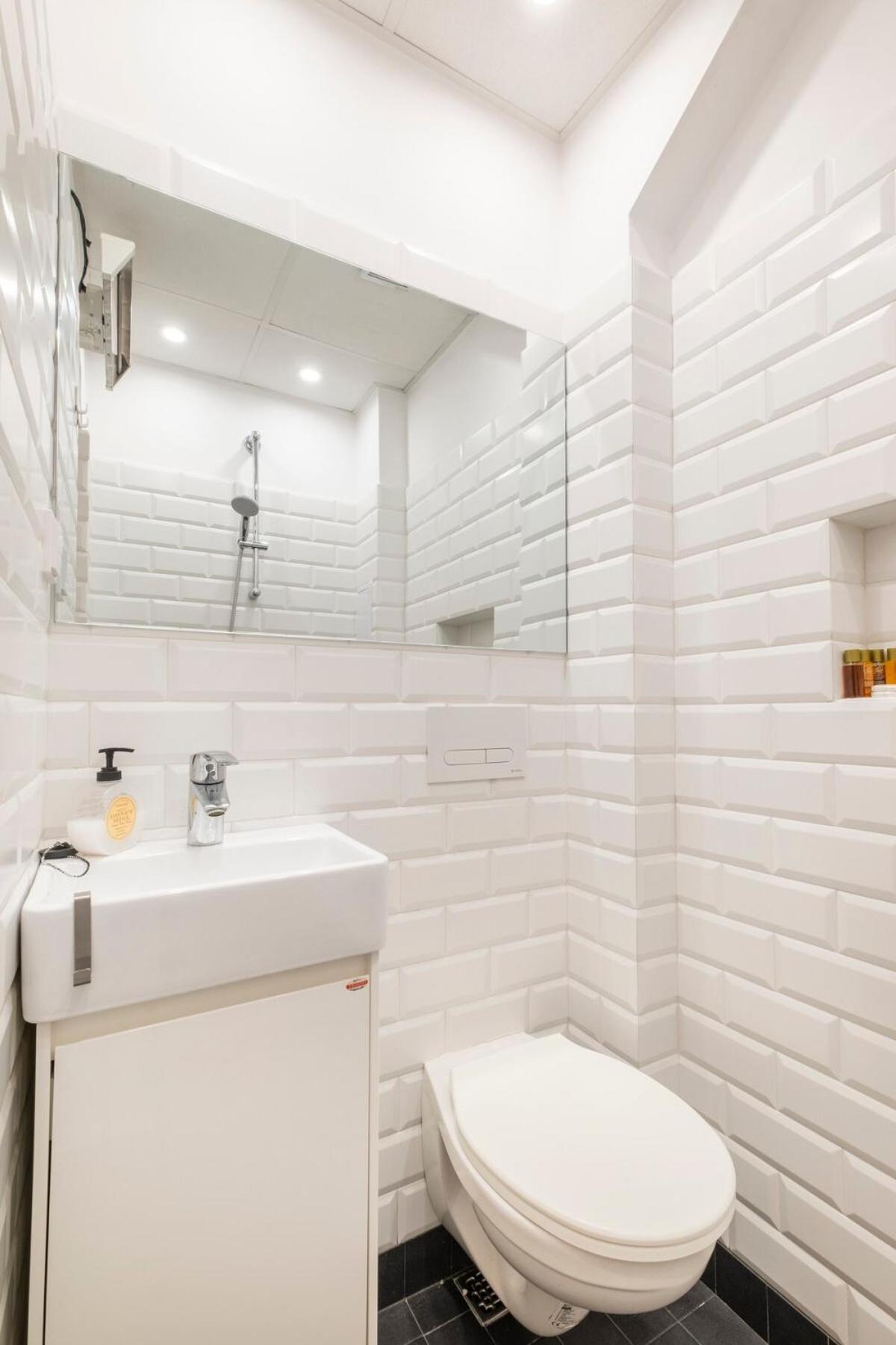 Top Centre 1 Bedroom Apt Next To Vitosha Blvd. Sofia Exterior photo