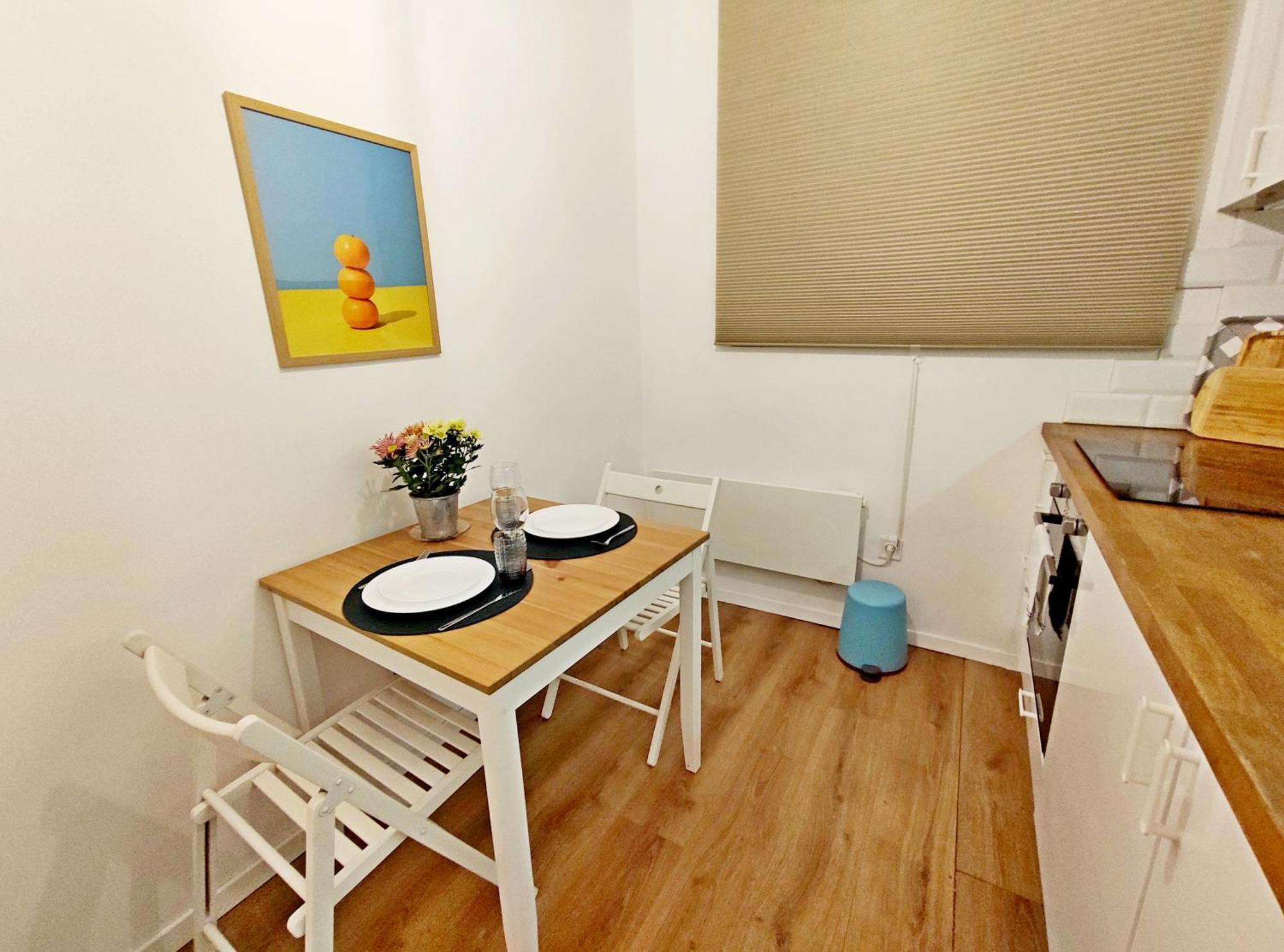 Top Centre 1 Bedroom Apt Next To Vitosha Blvd. Sofia Exterior photo